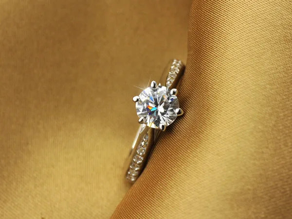 925 Sterling Silver Six-Claw Diamond Ring for Women