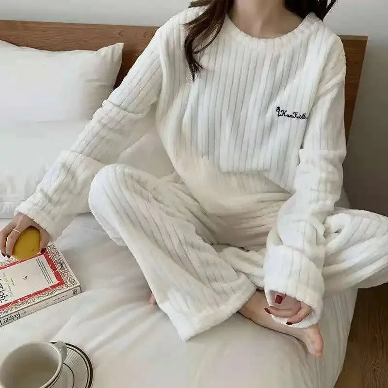 Damen-Schlafanzug-Set aus weichem Korallenfleece – kuschelige Homewear