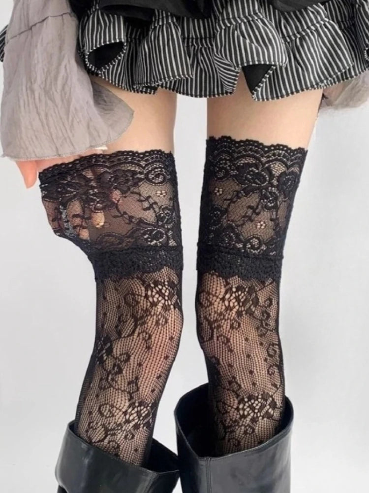 Damen sexy Spitzenbesatz Nylon-Fischnetzstrümpfe Retro Blumig Süßes Netz Atmungsaktiv Overknee-Strümpfe JK Über-Knie-Socken