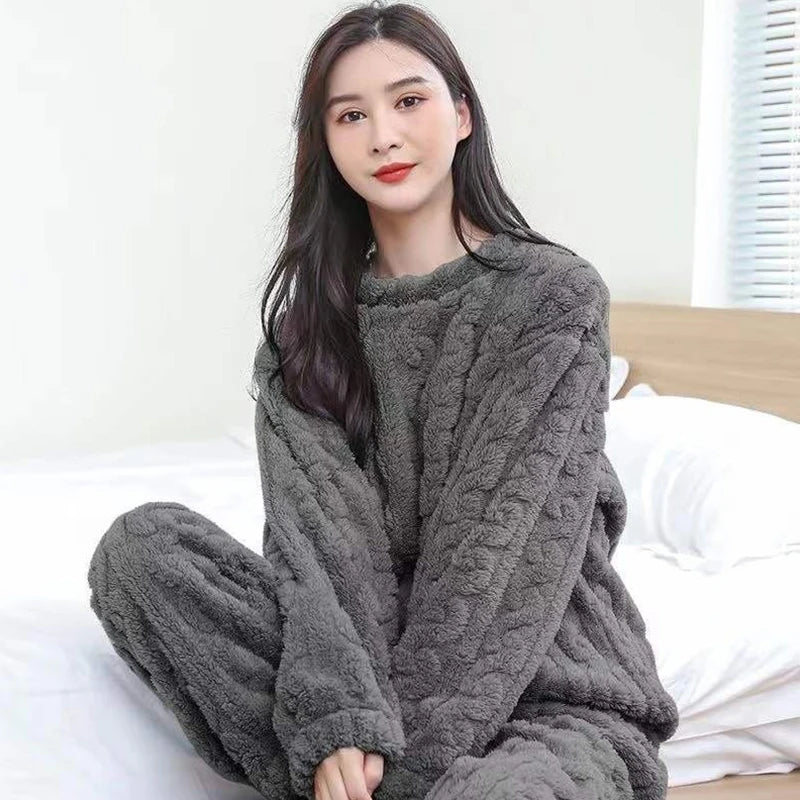 Women's Velvet Ribbed Fleece 2-Piece Pajama Set