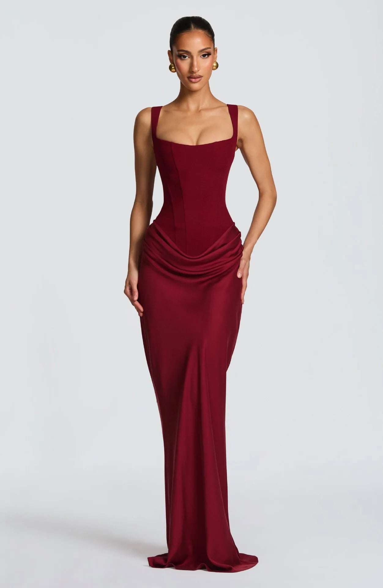Braunes, schulterfreies, plissiertes Abendkleid