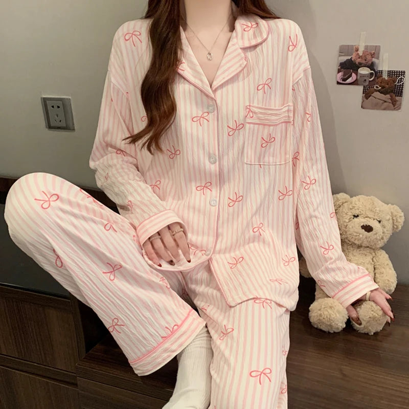 Pyjama-Set für Damen mit Schleifenmuster Langarm und Hose