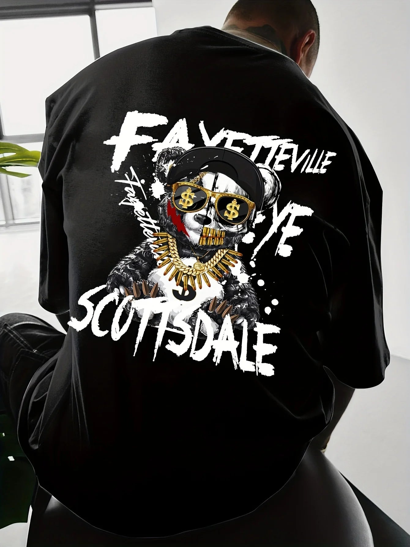Men's Gold Necklace Graphic T-Shirt Streetwear