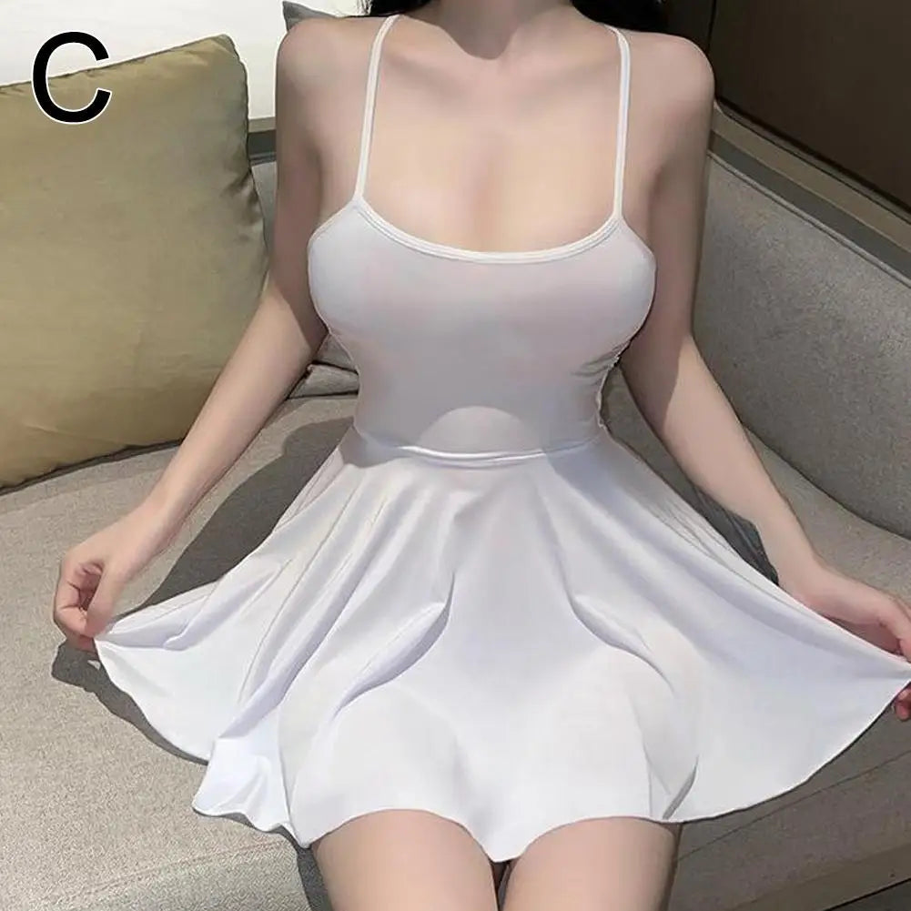 Sexy Damen Plissiertes Micro-MINI-Kleid Bandage Glatt Uniform Slip Mini-Kleid Nachtclub-Outfits Reizendes Rüschenkleid Rückenfrei