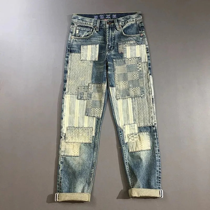 Herren Jeans mit Rissen und Print, gerades Bein – lockere Passform