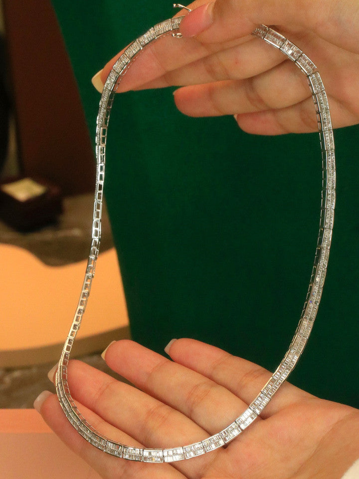UBESTNICE 18K White Gold Diamond Choker Necklace held in hand showing full circle