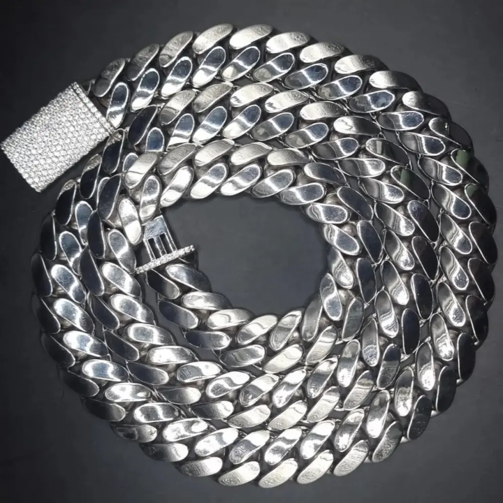 VVS Moissanite Miami Cuban Link Chain - Full coil overhead view