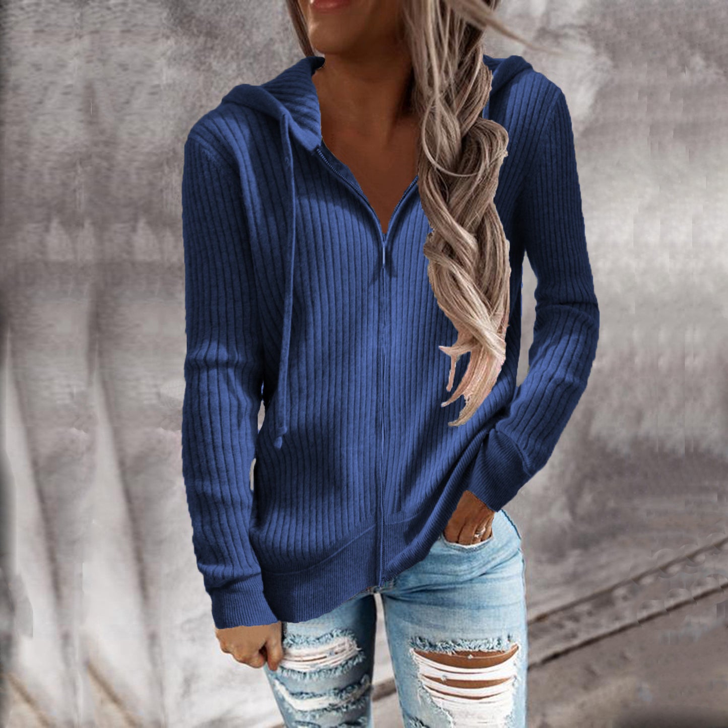 sf-src:3d92b19fc80bbd216609b63f9e84cc8027e1a7cd