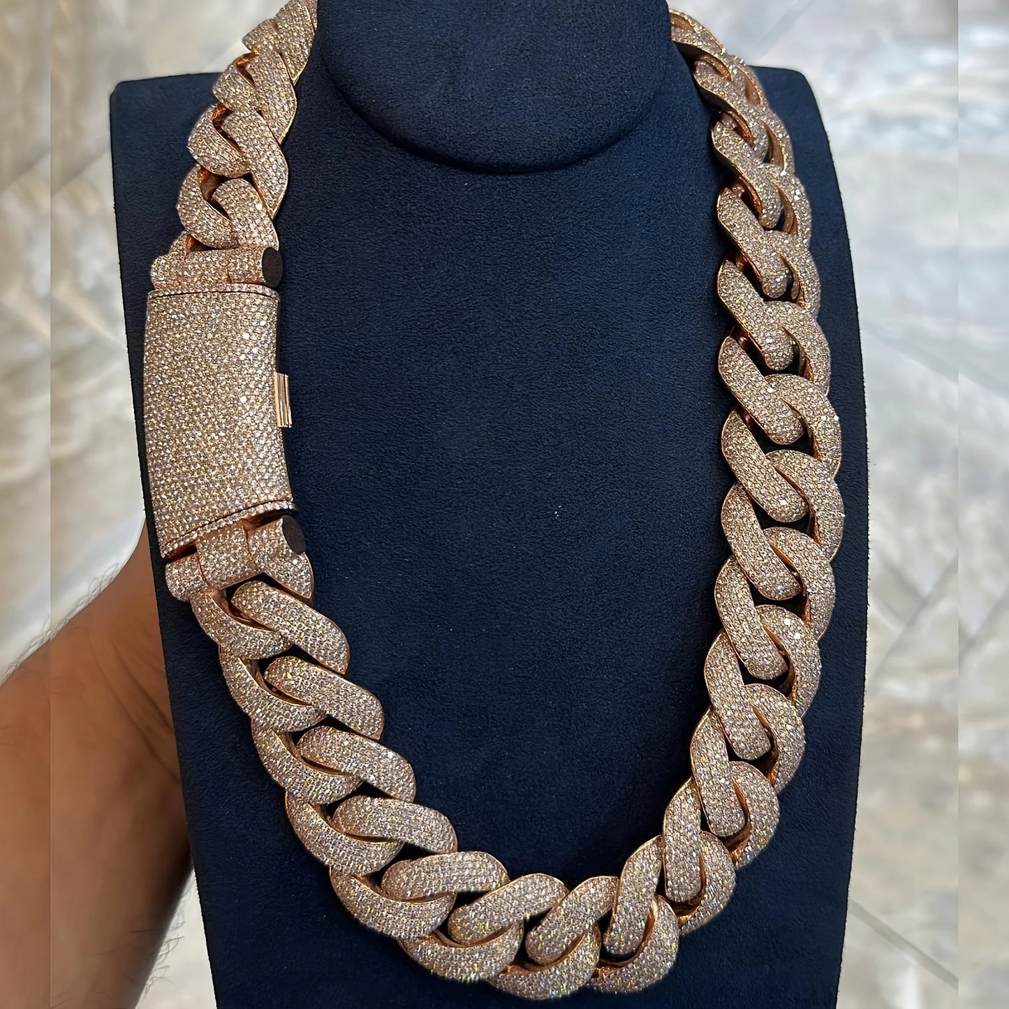 Gold Plated Cuban Link Necklace 15Mm Heavy Duty Interlocking Chain With moissanite-Like Sparkle, Durable C