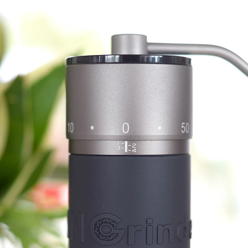 Kingrinder K4 /K6 manuelle Kaffeemühle tragbare Mühle 420er Edelstahl 48mm Edelstahl Titanbeschichtung Mahlwerk