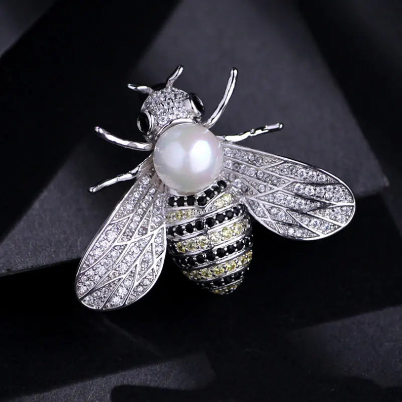 Bekannte Marke Design Insekten Serie Brosche Frauen Zarte Kleine Biene Broschen Kristall Strass Anstecknadel Schmuck Geschenke Für Mädchen