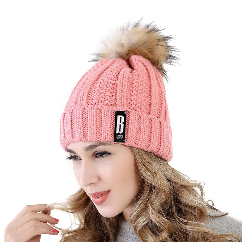 Neue Damenhüte, hohe Qualität, mit Pelz gefütterte Bommeln, Wintermütze, stylische Wollmützen für Damen, warme, dicke Streetwear-Strickmütze