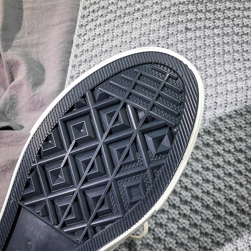 Men's Flat Canvas Shoes Casual Style Breathable Flex Sneakers