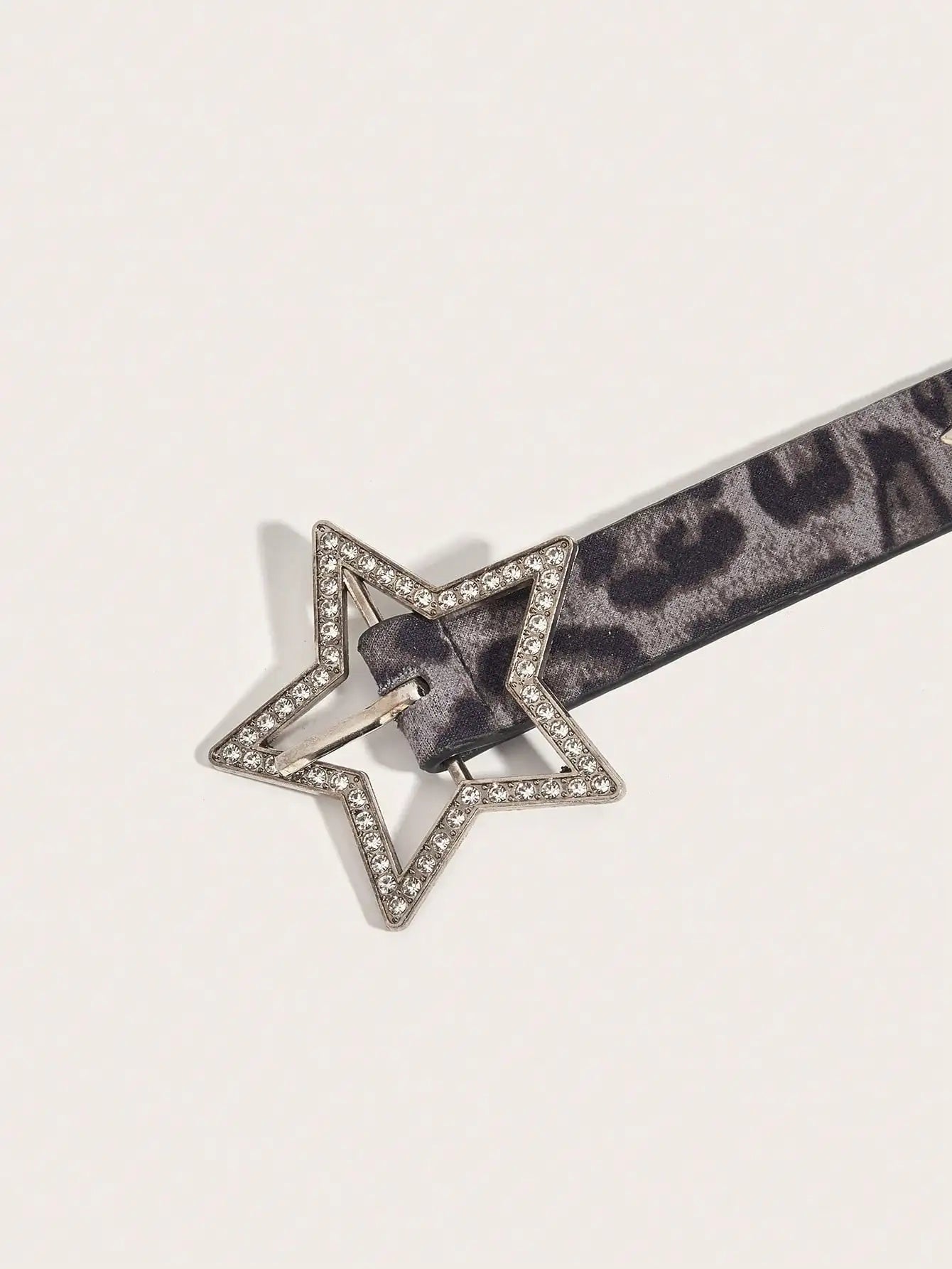1pc Women's Y2K Star Studded Metal Hollow Star Belt, Suitable For Casual Daily Wear