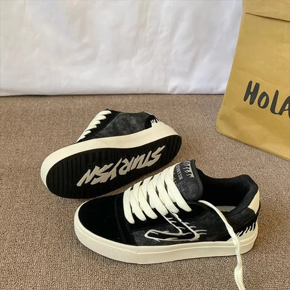 Design Sensation Herren Schwarz Weiß Board Schuhe Frühling 2026 Neuer Stil Paar Passende Sport Low Top Freizeit Sneaker Atmungsaktiv