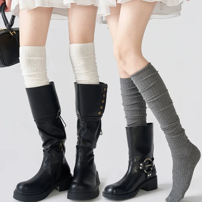 Frühling Herbst Kniestrümpfe für Damen Weiße vertikale Streifen Lange Socken Mode Mädchen JK Skinny Stiefelsocken Japanischer Stil