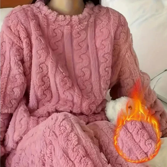 Soft Coral Velvet Warm Pajama Set for Women Cozy Loungewear Outerwear for Winter Christmas Back to School Gift ﻿