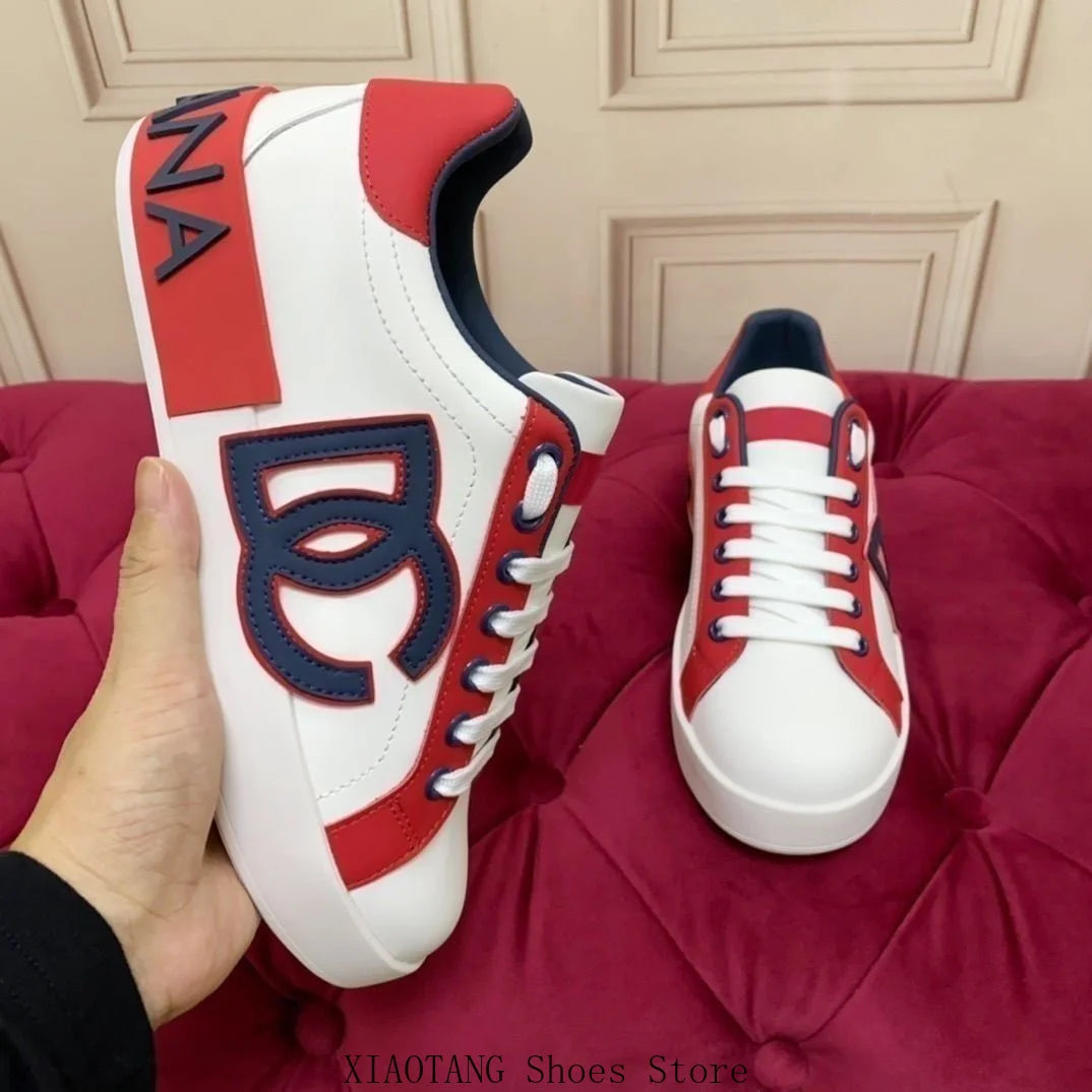 Italian Luxury Casual Shoes, New Trendy Letter-patterned Sports Shoes for Women, European-style Business Casual Men's Lace-up Sneakers, Large-sized Children's Shoes, Fashionable and Versatile Family Shoes.