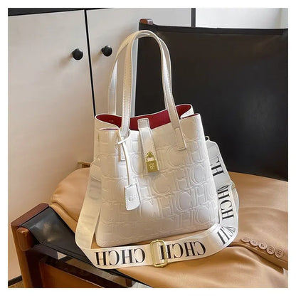 Neue Damen-Umhängetasche mit auffälligem Buchstabenmuster & Farbkontrast, geräumige, breite, gepolsterte Schultertasche, lässig-chic