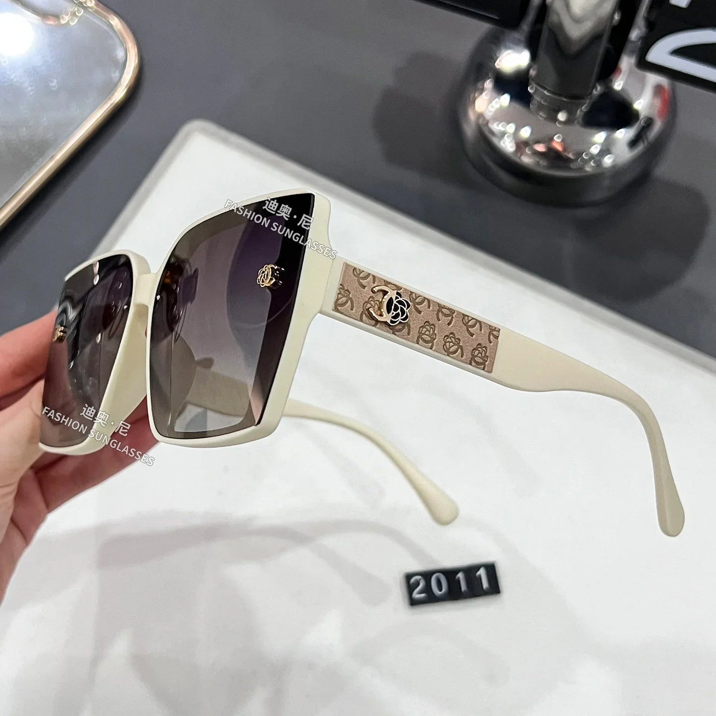 2025 New Fashion Polarized Square Sunglasses Women Brand Design Oversized Sun Glasses Ladies Luxury Eyewears Oculos De Sol UV400