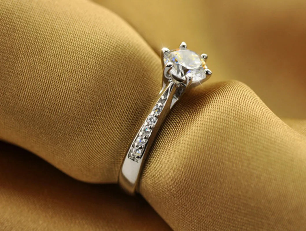 925 Sterling Silver Six-Claw Diamond Ring for Women