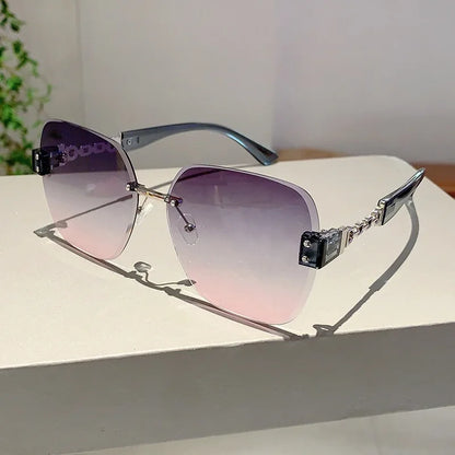 Unisex Sunglasses 2025 New Borderless Metal Chain Simple Fashionable Cool Versatile Luxury Brand High Quality Popular Sunglasses