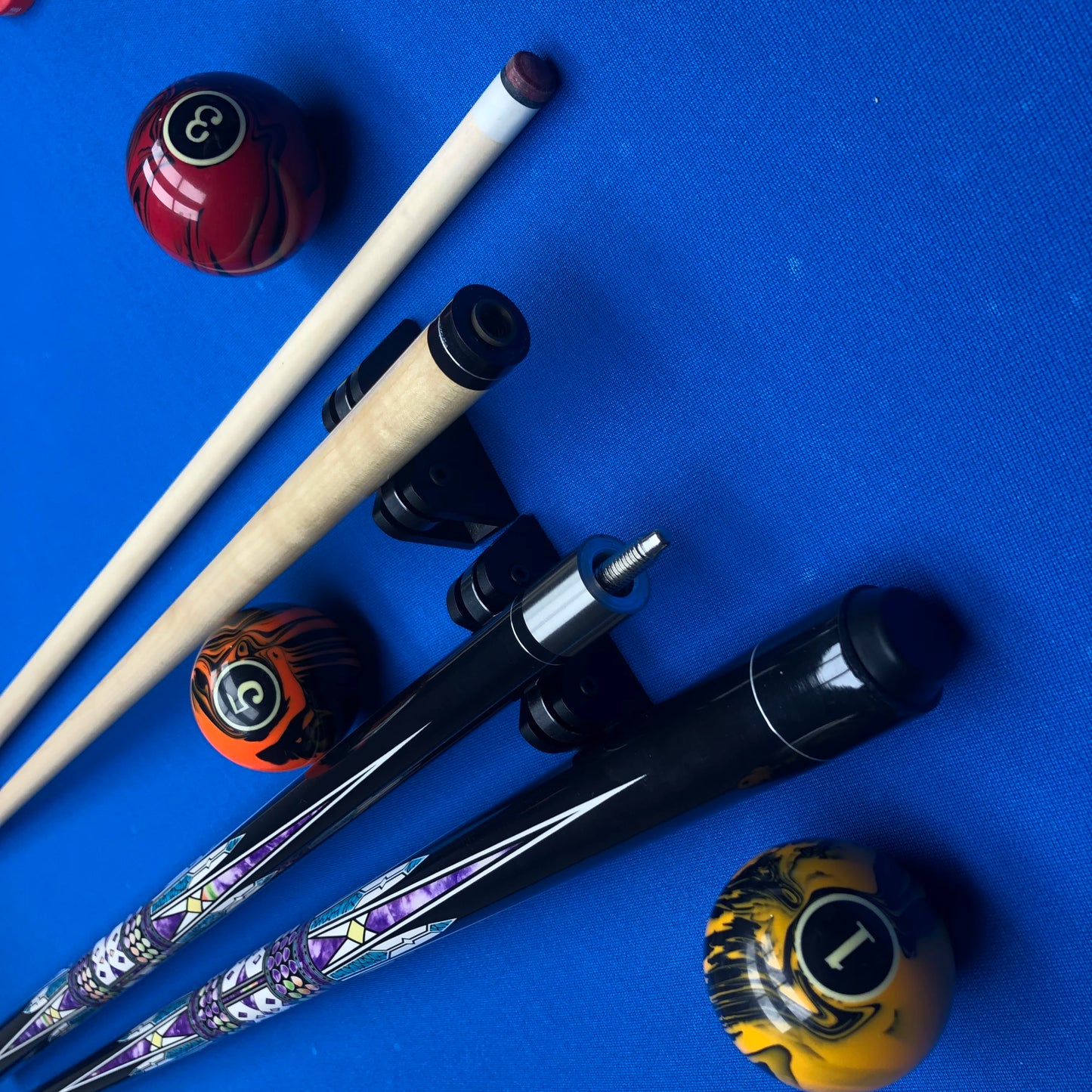 13mm Canadian Maple Pool Cue joint Quickly connect teeth for Beginners/Intermediate Players High Quality Elegant Pattern Shaft