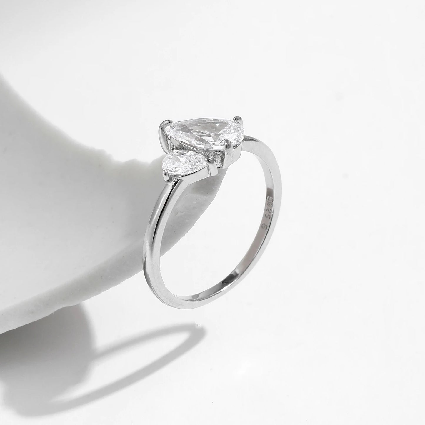 MODIAN Real 925 Sterling Silver Sparkling Water Drop Interweaving Dazzling Clear Pear CZ Finger Rings For Women Fine Jewelry