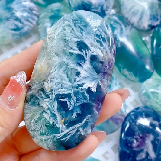 Quality Snowflake fluorite palm stone polished crystal palm stone vibrant color with purple
