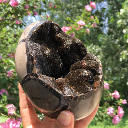 AA+ Drachensieben-Schicht-Kristallei – Schwarz-brauner Quarz mit gemischten Mineralien, mit einer rauen, strukturierten Oberfläche