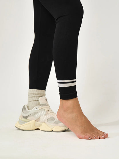 Autumn and winter sports yoga sets, women's round-neck long-sleeved tops and tight-fitting trousers, outdoor fitness yoga wear
