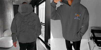 25 A best-selling men's pure cotton sweatshirt in collaboration with the Japanese anime One Piece for daily commuting and sports