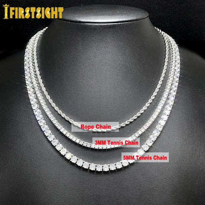 Three types of chains displayed on a black mannequin bust with labels.