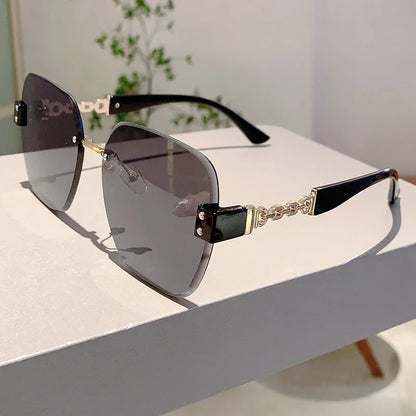 Unisex Sunglasses 2025 New Borderless Metal Chain Simple Fashionable Cool Versatile Luxury Brand High Quality Popular Sunglasses