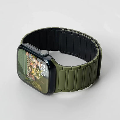 Silicone Strap for Apple Watch 46mm 42mm 49mm 45mm 41mm 44mm 40mm Magnetic Band for IWatch Ultra 3/2 Series 11 10 9 8 7 6 SE 5