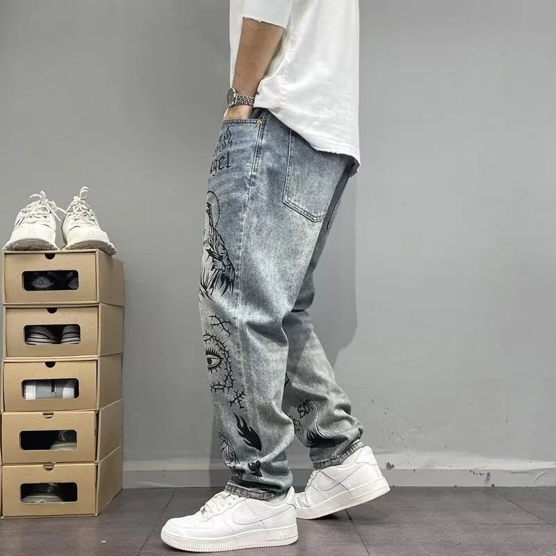 Herbst und Frühling Neuer Modetrend Bedruckte Straight Leg Sport-Jeans Herren Locker Bequem Übergröße Hochwertige Hose
