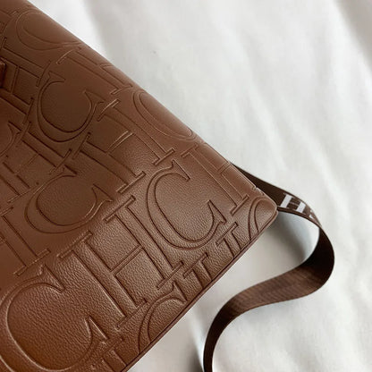 2025 New Large-capacity Bucket Bag, Winter Fashion Letter Printing Temperament Versatile Messenger Bag