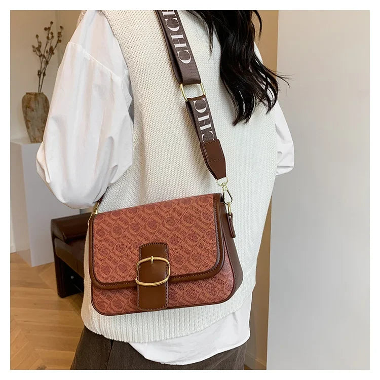 Winter Hot Sale Contrasting Color Letter Inkjet  Square Bag Luxury Trendy Single Shoulder Width Webbing Crossbody Women's Bag