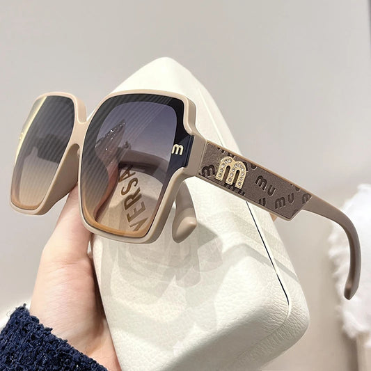 New Square Frames Fashionable Large Frame Women's Travel Sunglasses Sunscreen Trend Personalized High-quality Girls Sunglasses