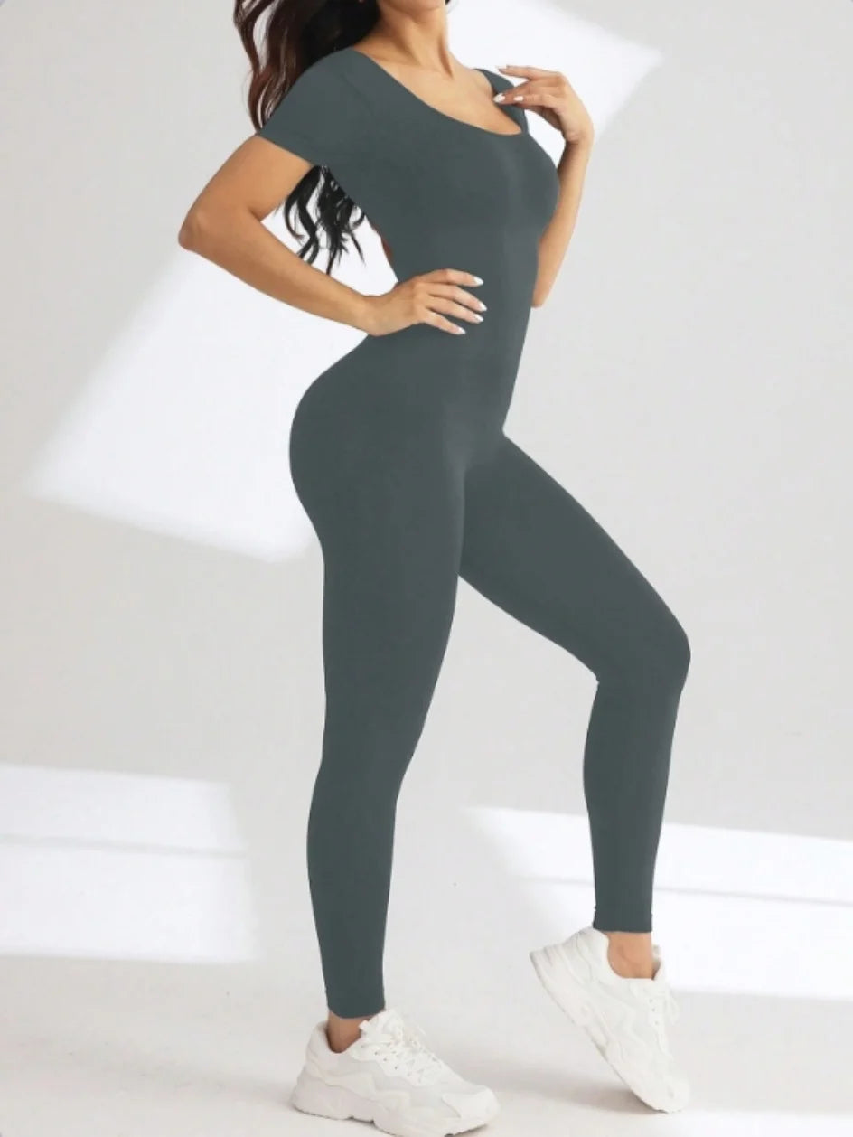 One piece seamless spandex U-neck short sleeved bodysuit with hip lifting, gym clothing, women's fitness jumpsuit