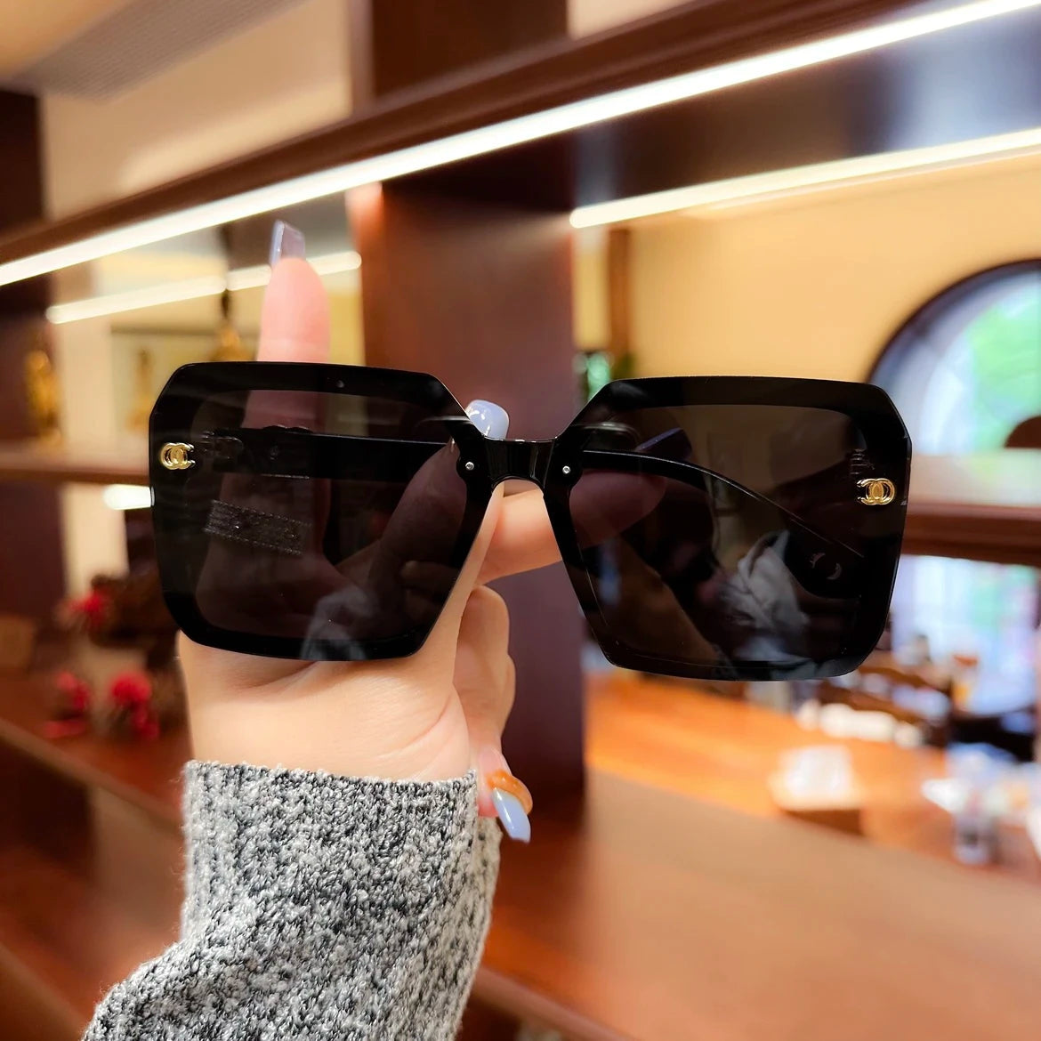 Women's Oversized UV400 Vintage Square Sunglasses