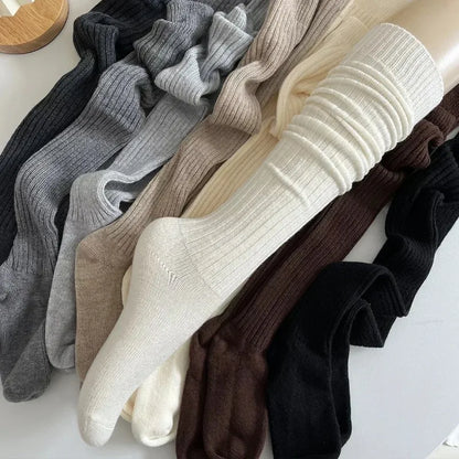 Frühling Herbst Kniestrümpfe für Damen Weiße vertikale Streifen Lange Socken Mode Mädchen JK Skinny Stiefelsocken Japanischer Stil