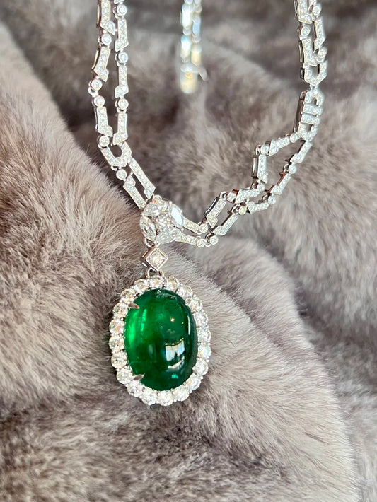 G18K White Gold 15.72ct Natural Green Emerald Necklace