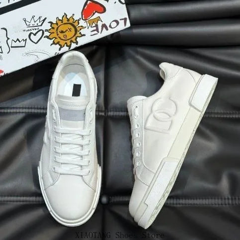 Italian High-end Casual Shoes, New Trendy Letter-style Sports Sneakers for Women, European Men's Lace-up White Shoes, Large-sized Children's Shoes, Casual Business Men's Shoes. Fashionable and Versatile Children's Shoes.