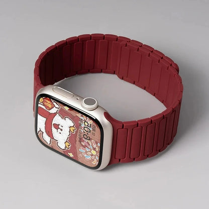 Silicone Strap for Apple Watch 46mm 42mm 49mm 45mm 41mm 44mm 40mm Magnetic Band for IWatch Ultra 3/2 Series 11 10 9 8 7 6 SE 5