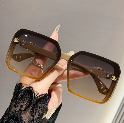 Light luxury sunglasses classic box women's sunglasses UV protection polarizer