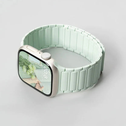 Silicone Strap for Apple Watch 46mm 42mm 49mm 45mm 41mm 44mm 40mm Magnetic Band for IWatch Ultra 3/2 Series 11 10 9 8 7 6 SE 5