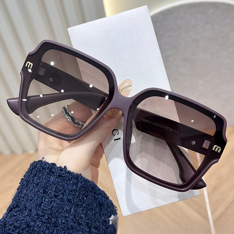 Neue quadratische Rahmen Modische große Damen-Reisebrillen Sonnenschutz Trend Personalisierte hochwertige Mädchensonnenbrillen