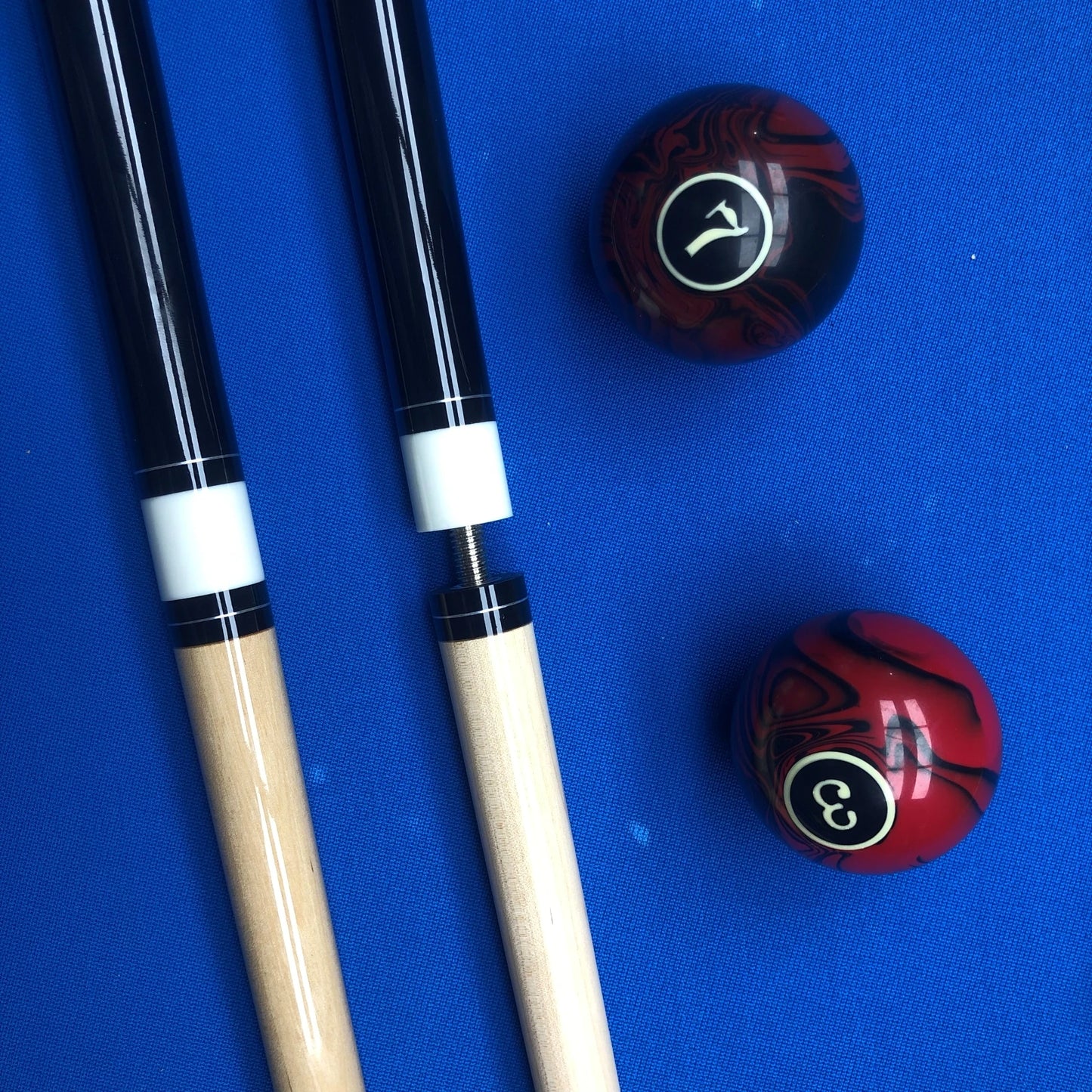 13mm Low Deflection Billiards Cue – Maple Wood Shaft