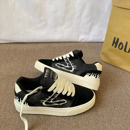 Design Sensation Herren Schwarz Weiß Board Schuhe Frühling 2026 Neuer Stil Paar Passende Sport Low Top Freizeit Sneaker Atmungsaktiv